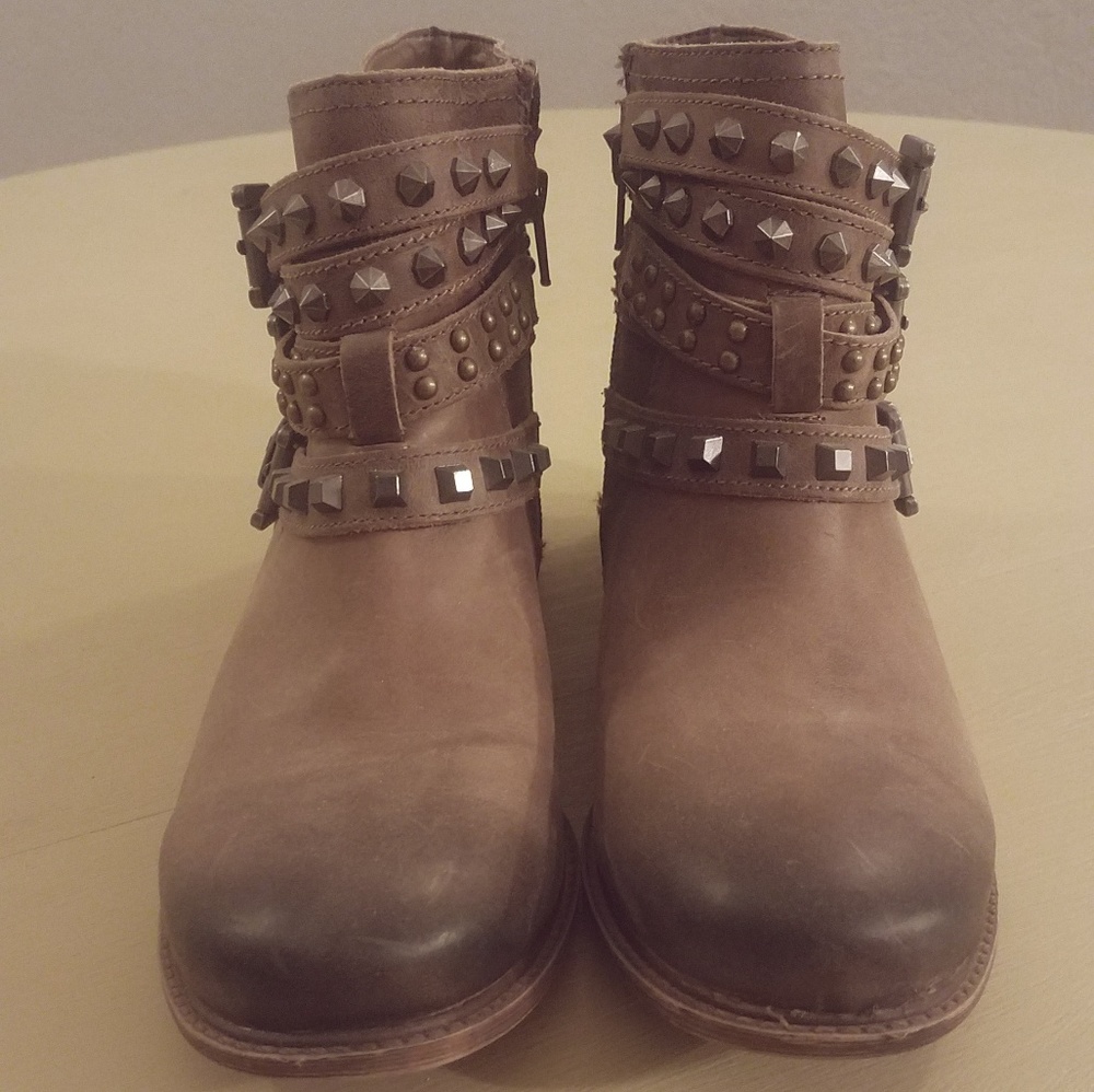 Gianni Bini boots